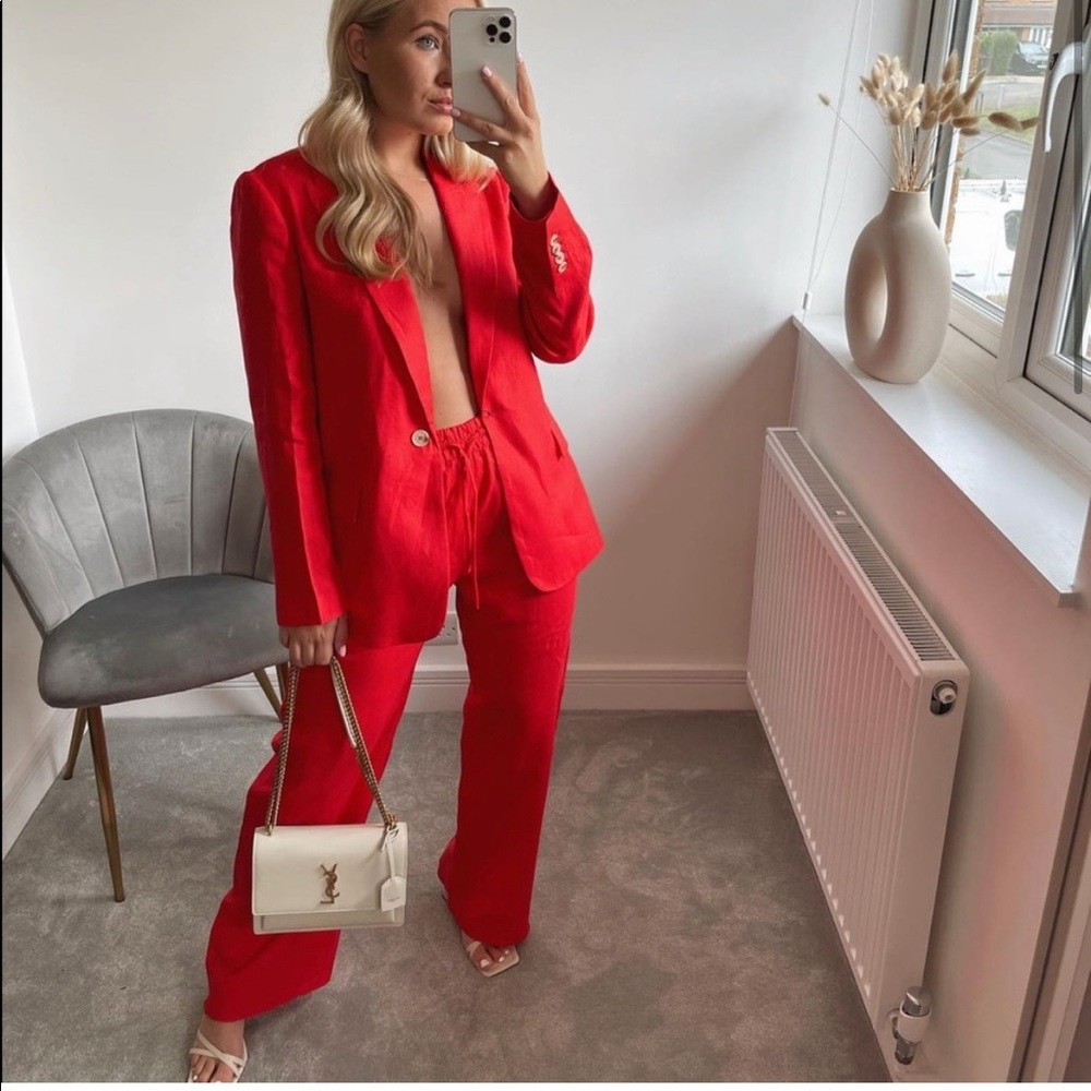 Zara Red Linen Blazer size Small Bloggers favorite